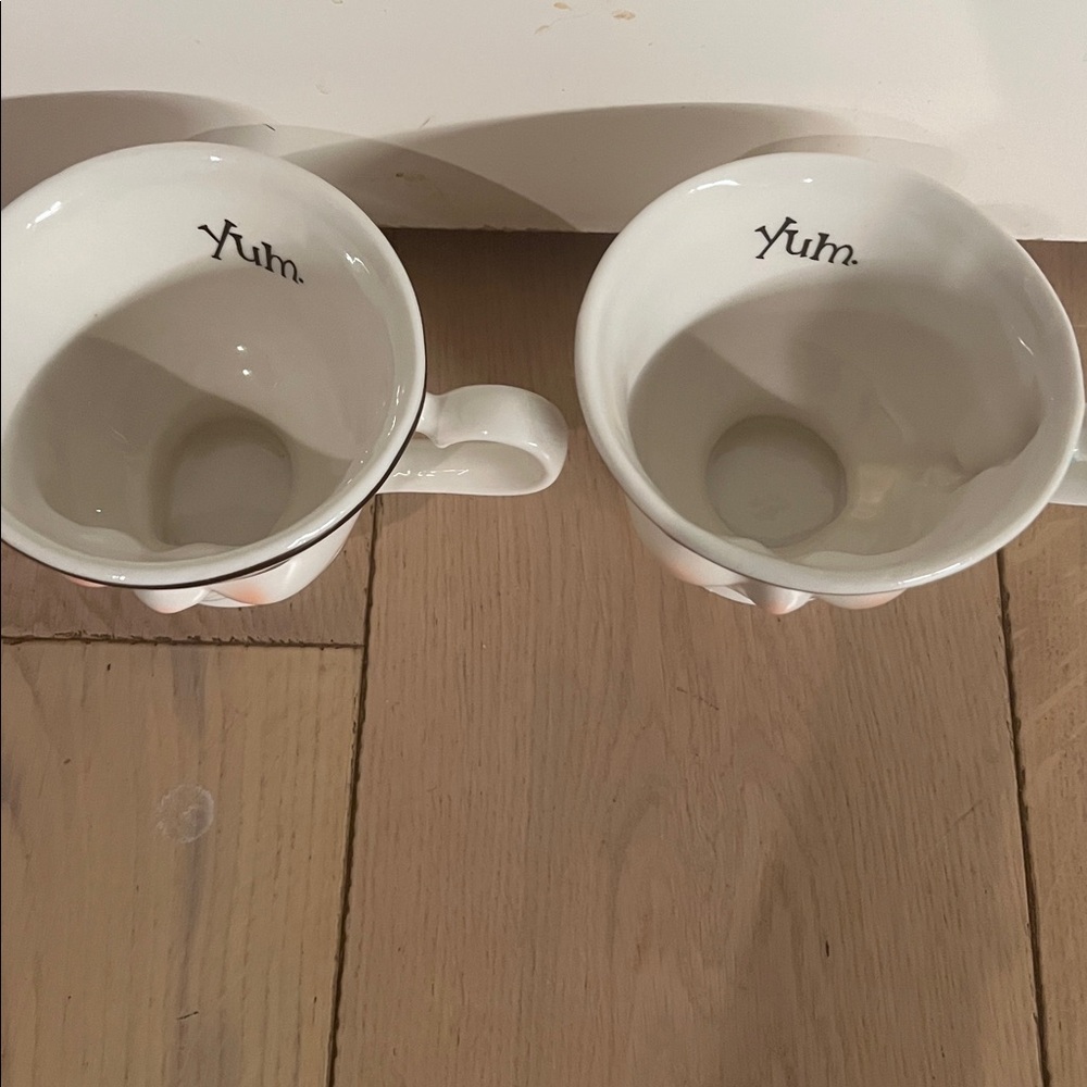 Baileys face mugs, set of two - Picture 2 of 5